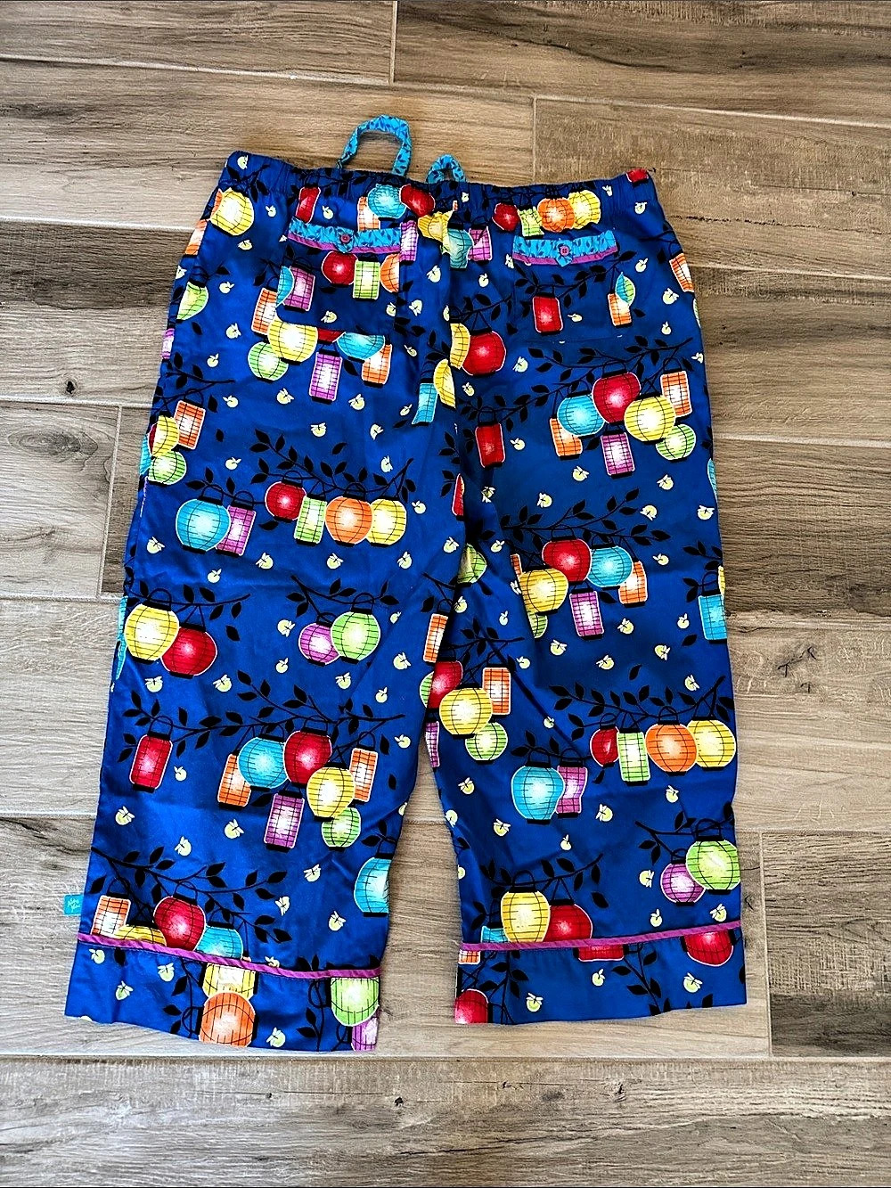 Nick & Nora XXL paper lanterns cropped cotton pj pants